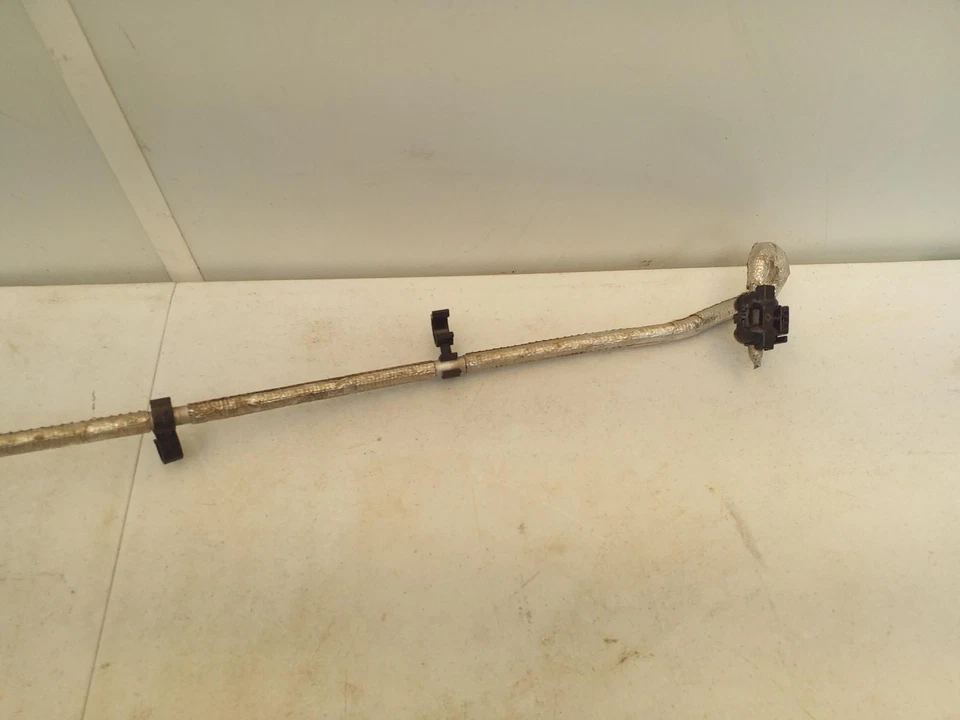 ASTON MARTIN DB9 Air Conditioning Pipes Hoses 2004-2018 5.9L Petrol AM11 HD33199 - Image 2 of 4