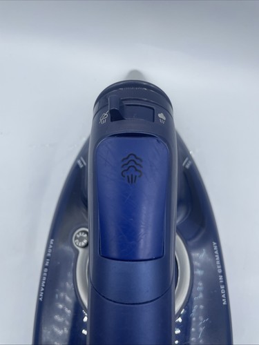 Rowenta DW9280 Steamforce Steam Iron 1800w - Picture 6 of 7