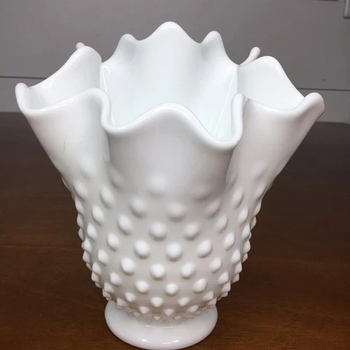 Vintage Fenton White Milk Glass Hobnail Ruffle Crimped Rim Vase 6.5”