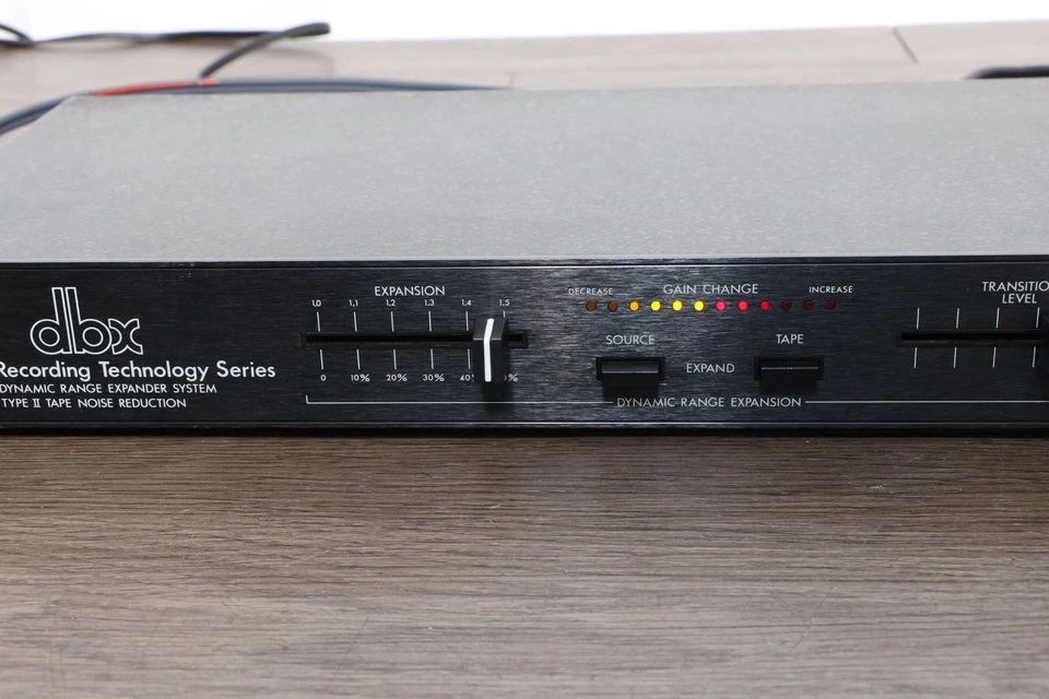 Equipo de audio expansor de rango dinámico dbx MODELO 228 REDUCCIÓN DE RUIDO Foto 3 de 4