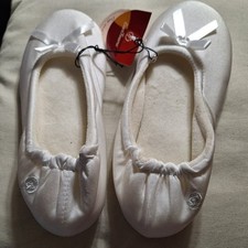 Women's Ballerina Slippers with Memory Foam and Size 9-10, White NWT