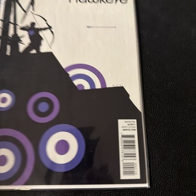 Hawkeye #1 (Marvel, 2012) VF/NM Matt Fraction David Aja 1st Print