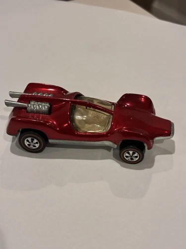 Hot Wheels Mantis Red 1970 Redline Vibrant Red, SHINY MINT SALE 1 DAY 4/12/26