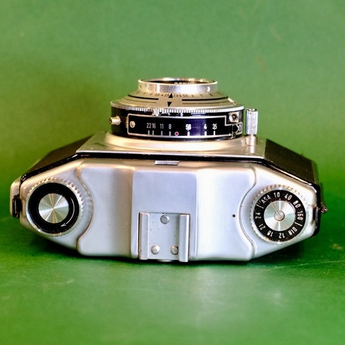 Vintage Goldammer Goldeck iii Medium Format 6x6 Film Camera Working Order 3.5/75 - Picture 7 of 12