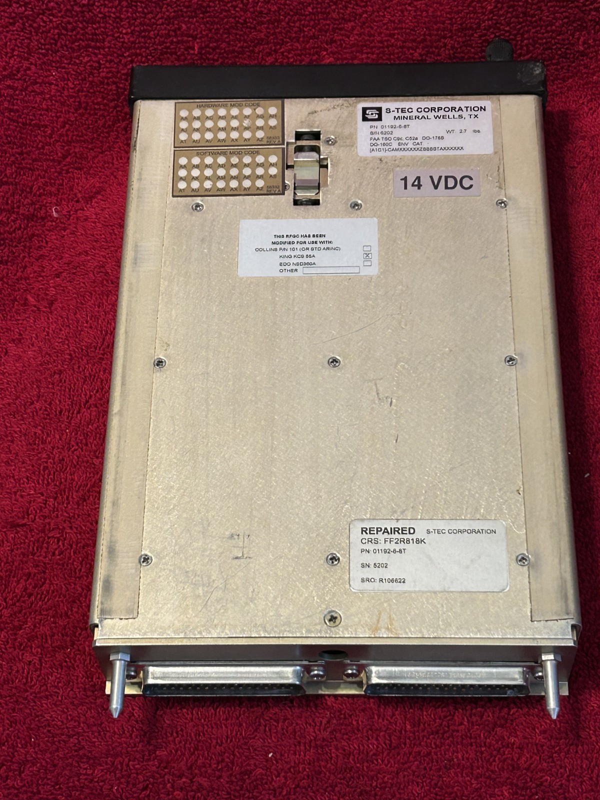 S-TEC SYSTEM 55X AUTOPILOT COMPUTER P/N 01192-6-8T WITH TRAY AND CONNECTORS 14V