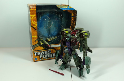 Transformers Reveal the Shield Lugnut 100% Complete with Box Near Mint rare
