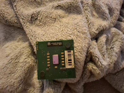 AMD Athlon XP 2200+ 1.8 GHz (AXDA2200DUV3C) Processor