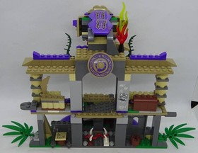 LEGO Ninjago Enter the Serpent Temple 70749