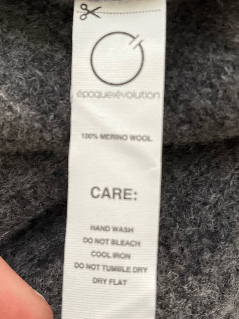 Epoque Evolution Sleeveless Turtleneck Sweater Ve… - image 4