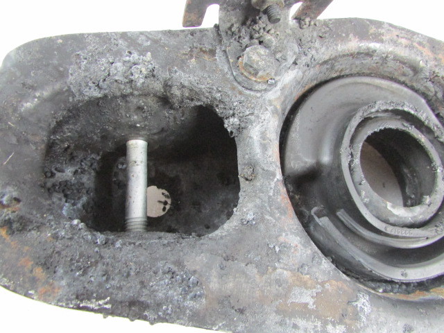 Maserati Quattroporte, Rear Lower Control Arm, Used, P/N 670030905