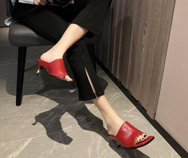 PANTOFOLA D’ORO Sandalo donna moda estate sexy punta aperta colore puro gattino tacchi medi