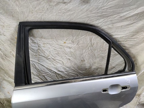 Honda Legend III MK3 KA9 3.5i 151kW Essence 2004 Porte Arrière Gauche ARGENT - Photo 5/9