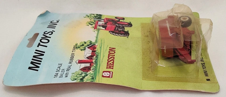 Hesston 1/64 Mini Toys 4600 Inline Square Baler - Image 2 of 4