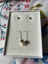 Image of Buckley London - Stars Necklace And Earrings Set - New