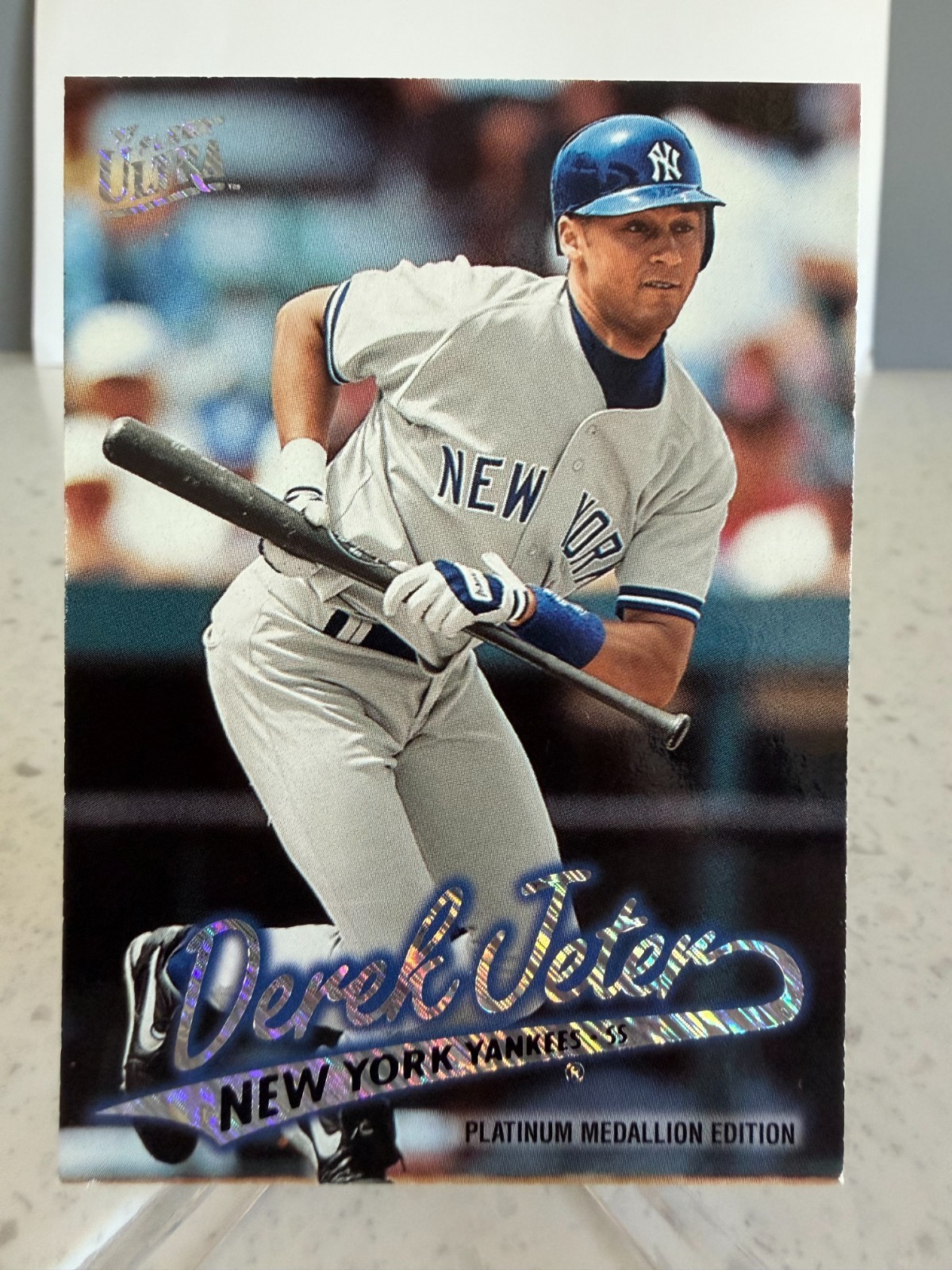 1997 Fleer ULTRA 'Platinum Medallion' Derek Jeter #P99 /200 made HOF'er