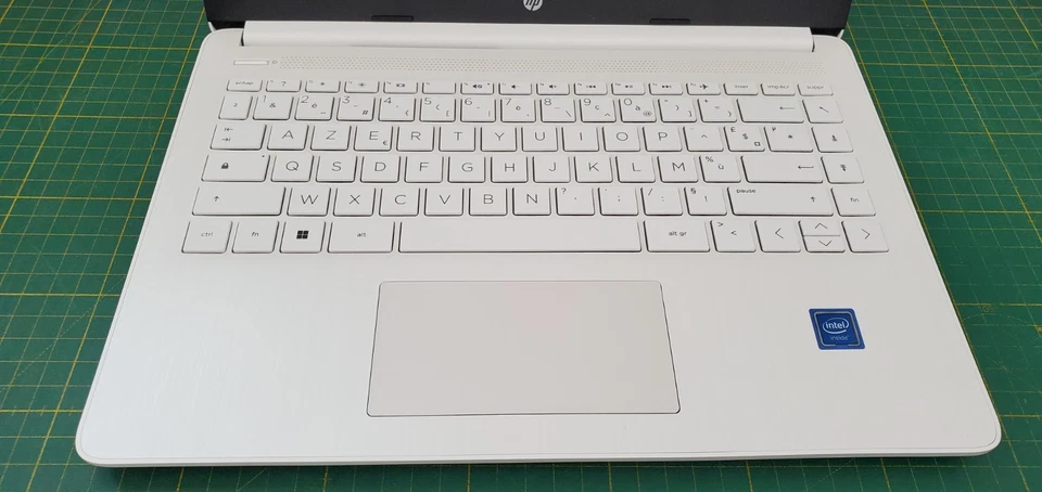 HP 14s-dq0004sf 14" Intel Celeron 4GB 64GB eMMC FR AZERTY _2,7_6 - Bild 4 von 4