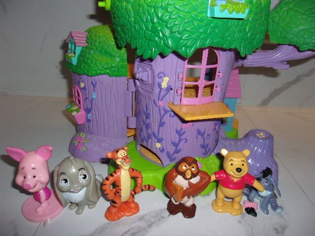 pokemon treehouse playset