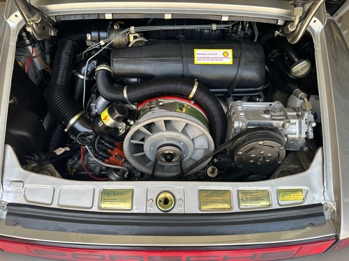 1982 Porsche 911 Porsche Zinc Metallic color code is 956 - Picture 29 of 40