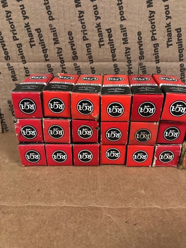 NEW! VINTAGE (MIX LOT OF 25) RCA Electron Tube - Picture 3 of 6