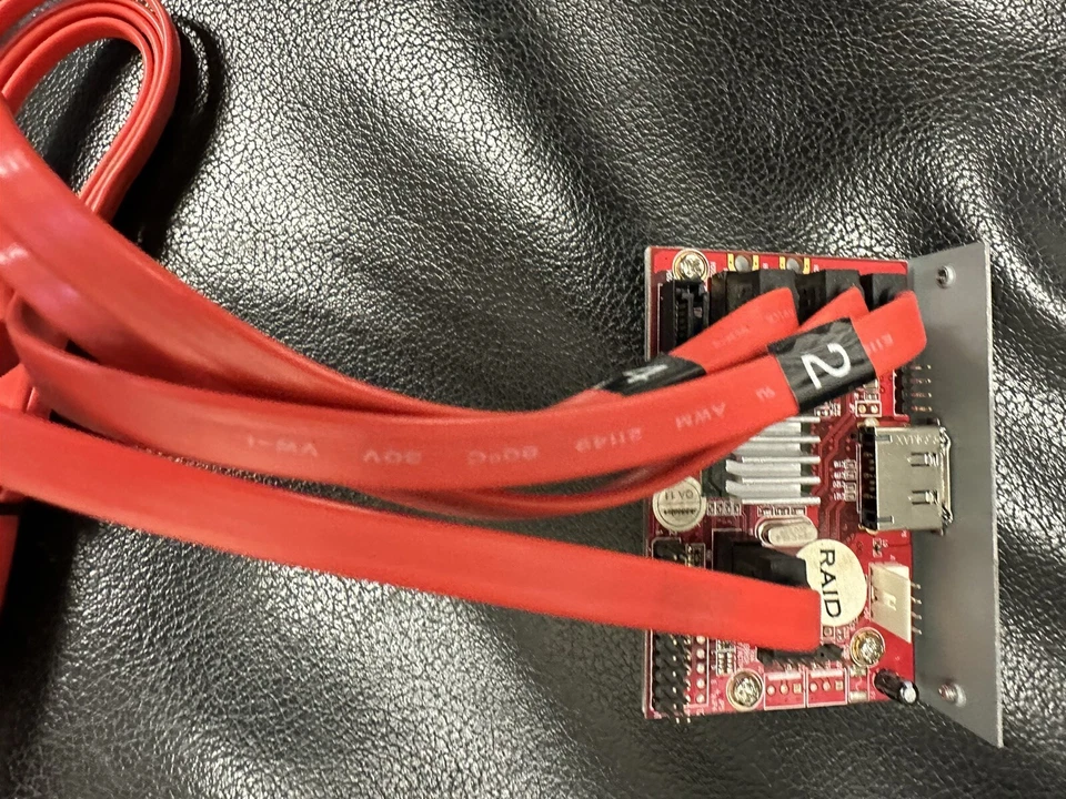 Addonics Snap-In Disk Array for 4 SATA Hardrives & cable board computer storage - Image 4 of 4