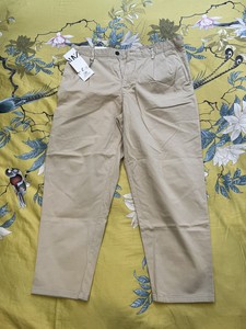 Pantalones Chinos de Zara para hombre | FASHIOLA.es