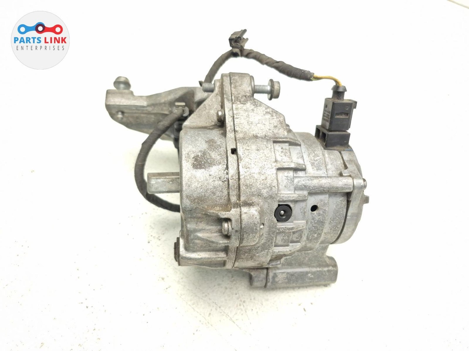 2016-20 BENTLEY BENTAYGA LEFT ACTIVE ENGINE MOTOR MOUNT SUPPORT 6.0L W12 636 OEM