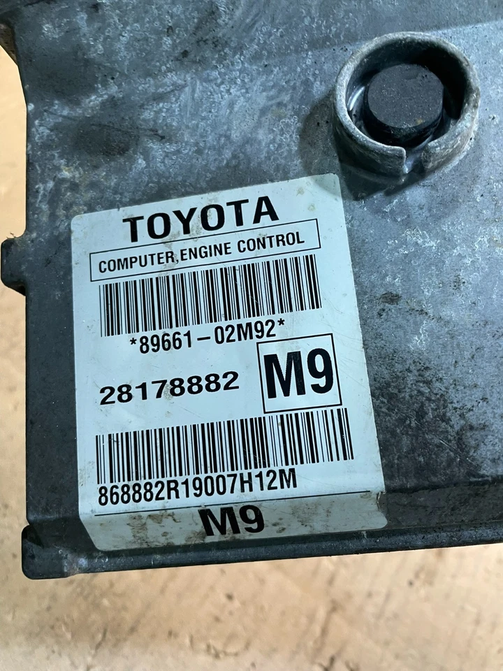 Computadora de control del motor Toyota Corolla 2009 a 2010 ECU PCM fabricante original u9316 DG Foto 4 de 4