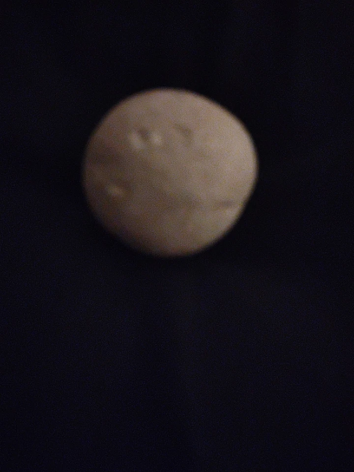 Pelota de juego indígena nativa americana redonda picoteo piedra herramienta OC CA punta de flecha Foto 4 de 4