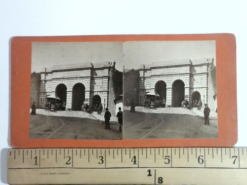 Stereoview St. John's Gate Quebec City by L.P. Vallee Antique c1870s - 第 1/2 張圖片