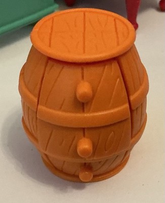 Orange Barrel Dresser For Ride-in-Style Ranch with Polly pocket and Blondie
