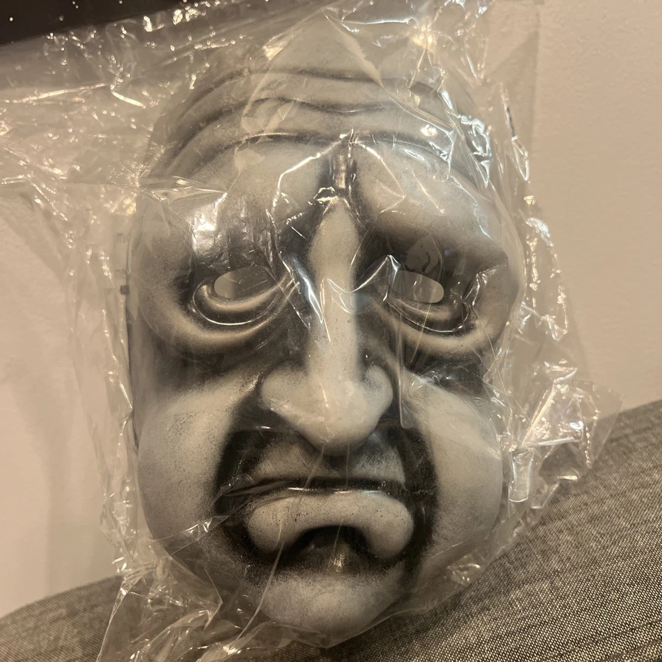 Nuevo 2017 Trick or Treat Studios THE TWILIGHT ZONE Máscara Paula Harper Vacuform Foto 3 de 4