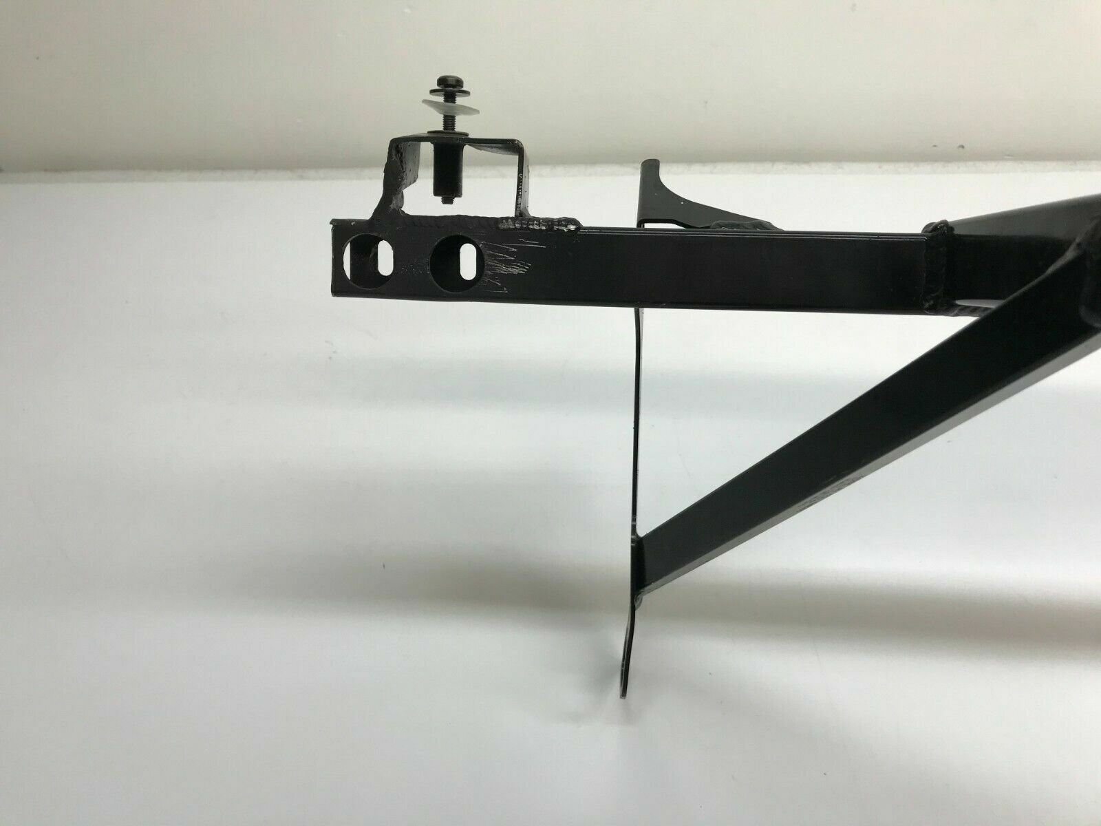 LAMBORGHINI AVENTADOR SVJ REAR WING SPOILER DRIVE CROSS MEMBER OEM 470813149E