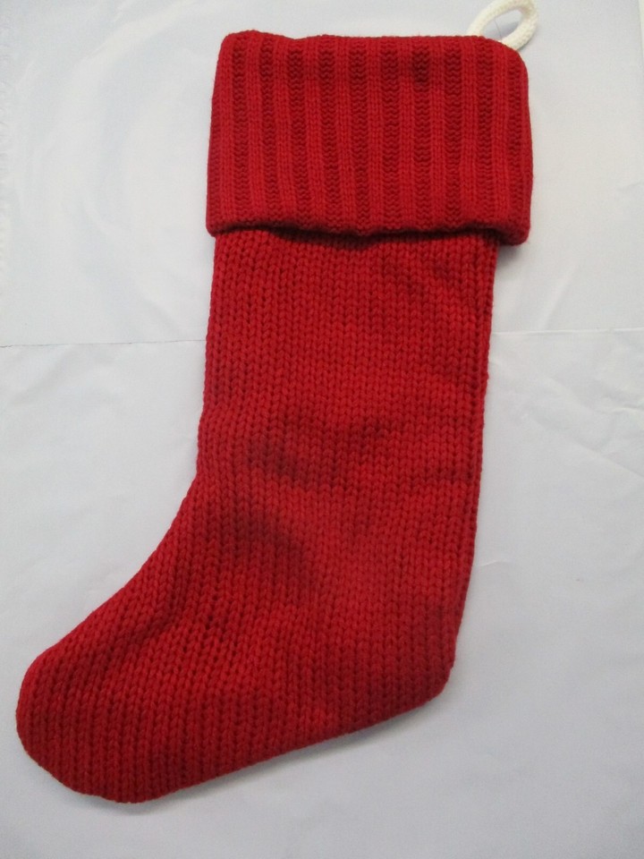 WONDERSHOP TARGET RED KNIT CHRISTMAS STOCKING LETTER Q MONOGRAM 18