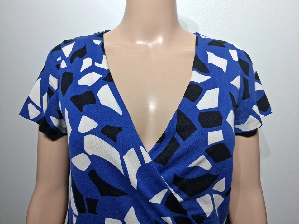 Diane Von Furstenberg New Julian Two Short Sleeve Navy Printed Wrap Dress Size 2 - Image 3 of 4