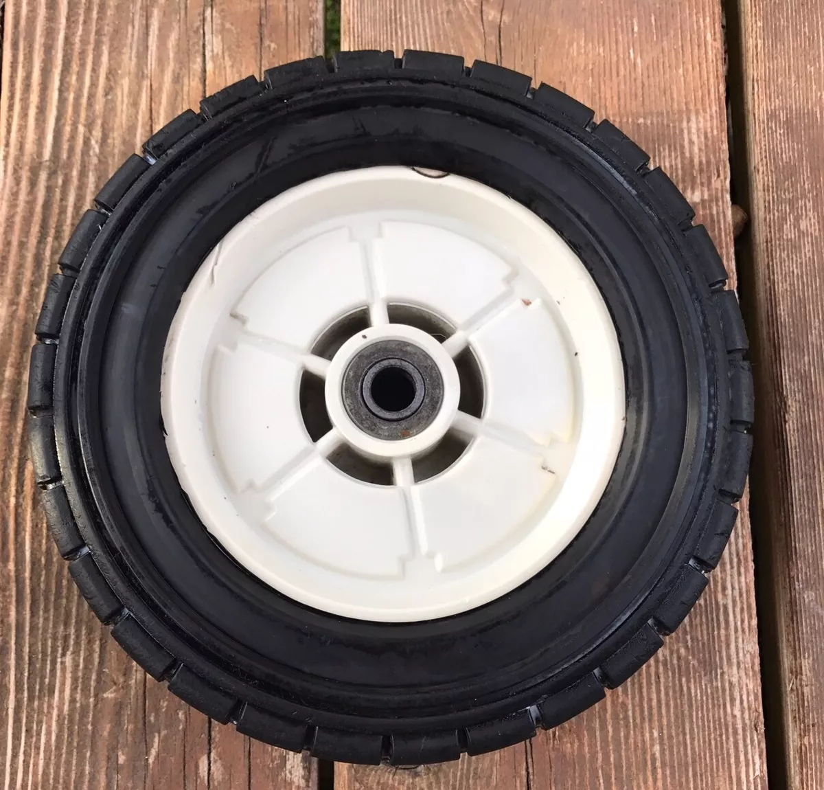 Honda HR215 Lawn Mower Front Wheel 42710 VA3 J00 BearIngs Excellent