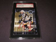 RYAN SUTER AUTOGRAPHED 2005-06 UD POWER PLAY ROOKIE CARD-SGC SLAB-ENCAPSULATED