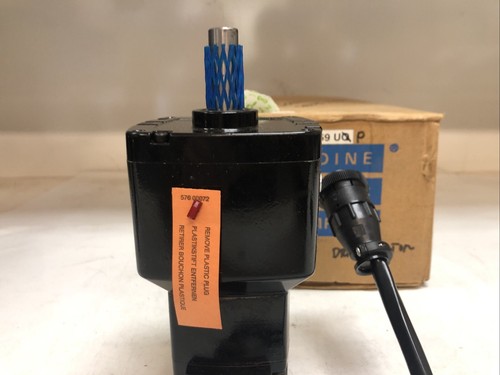 1 New Bodine Electric Company 22B3BEBL-Z2, Gearmotor, 130V, 139RPM, .72 Amps - Picture 8 of 24