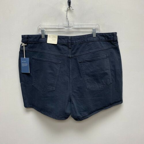 Universal Thread Womens Black Denim Plus Size High Rise Midi Jean Shorts 20W New - Picture 3 of 7