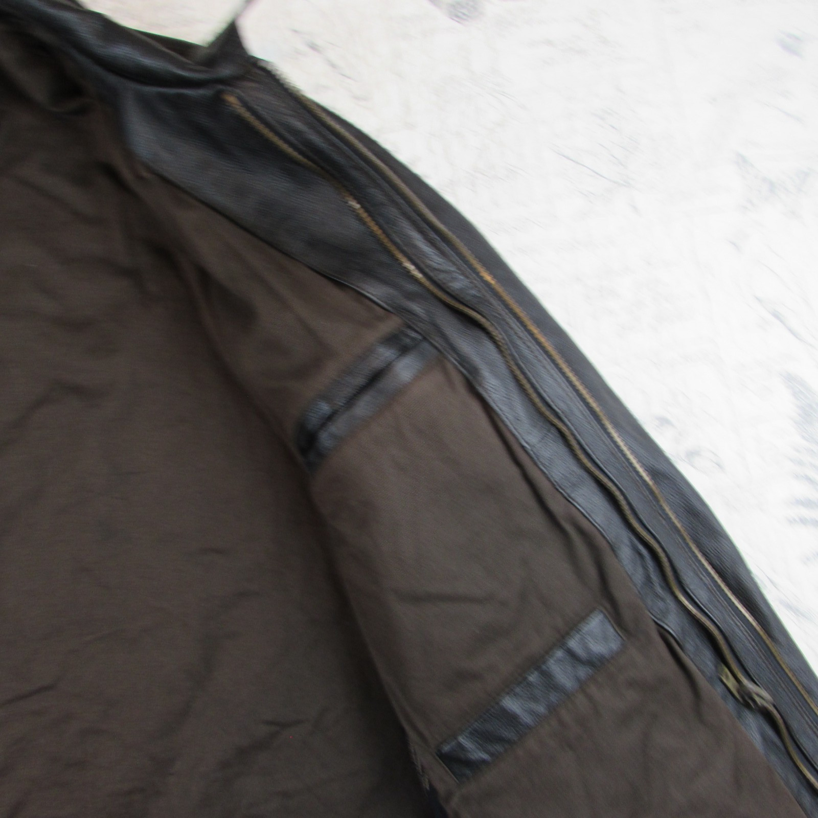 Columbia Sportswear Vntg  Men’s  Black Leather bomber moto Jacket Size: Large L image 6