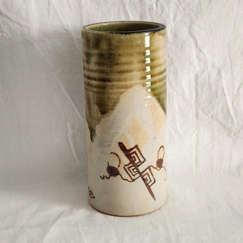 Jarrón de cerámica cilíndrico esmaltado verde Oribe japonés pintado a mano tapa acanalada Foto 3 de 4