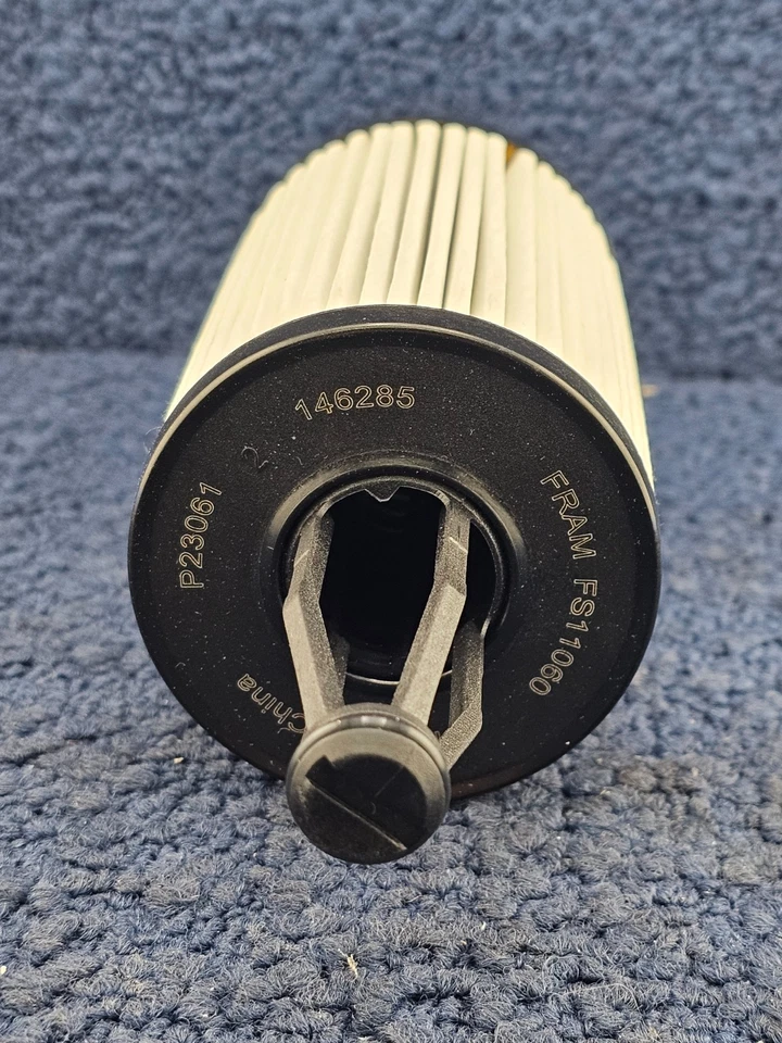 (QUANTIDADE 2) Quadro titânio FS11060: filtro de óleo do motor para Mercedes-Benz, CH11060 - Imagem 3 de 4