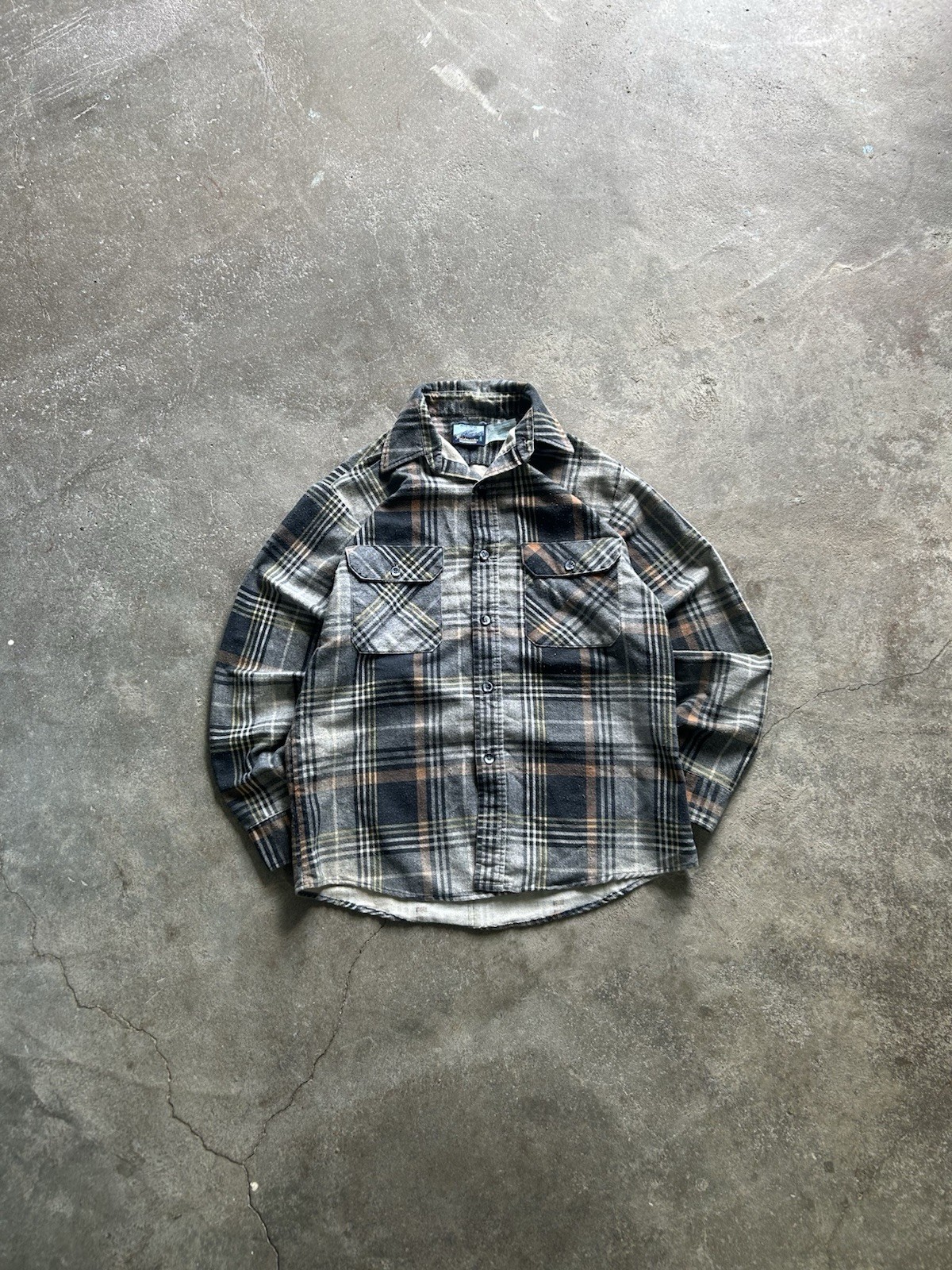 90s Fieldmaster Flannel Outdoor Shirt Black, beige, a… - Gem