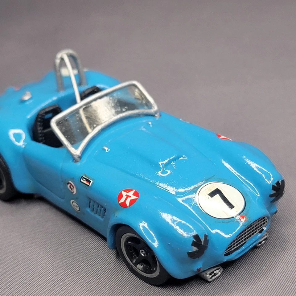 Coche de carreras modelo Shelby Cobra 1964 escala 1:43 #7 Targa Florio - muy pesado, raro Foto 4 de 4