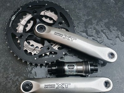 Shimano Deore XT M750 Series Triple Chainset FC-M751 & BB Mega9 M9