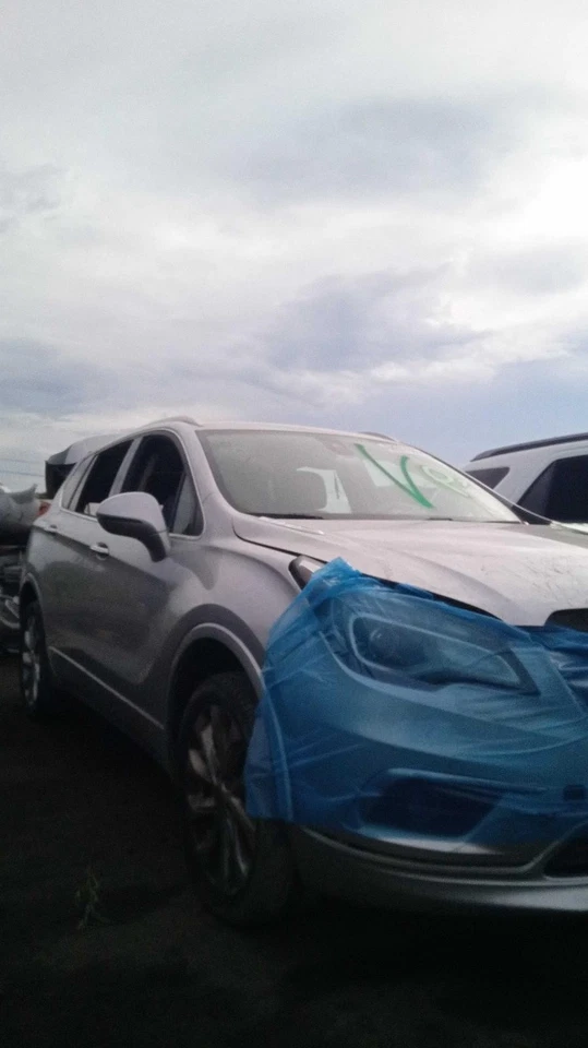 Conjunto de filtro de aire Buick Envision 2016 fabricante de equipos originales 2,0 L usado 132 k millas Foto 4 de 4