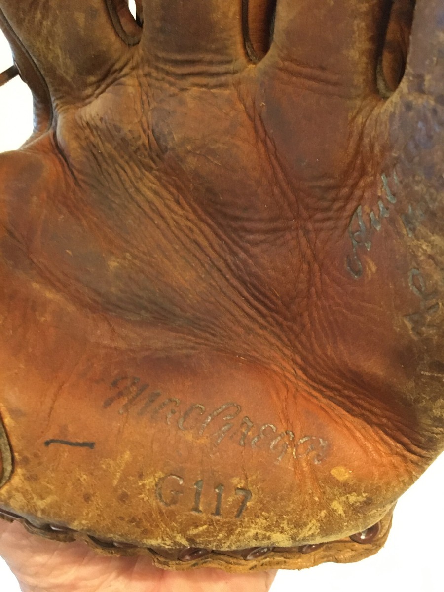 MacGregor G117 Vintage Baseball Glove, VERY well used. See