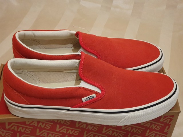 vans classic slip on suede