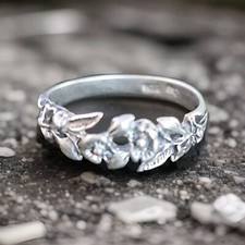 925 Sterling Silver Dimensional Floral Flower Ivy Leaf Band Ring 925 Sz: 7.5