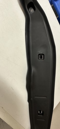 GENUINO NUEVO BMW X5 X7 SELLO GUARDABARROS AJUSTE LADO DERECHO P/N 7214654 - Imagen 3 de 8