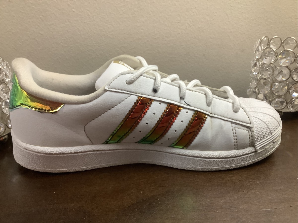 Golden  Superstar スニーカー Adidas Originals Superstar Iridescent Gold/Red/Green CP9838 Youth
